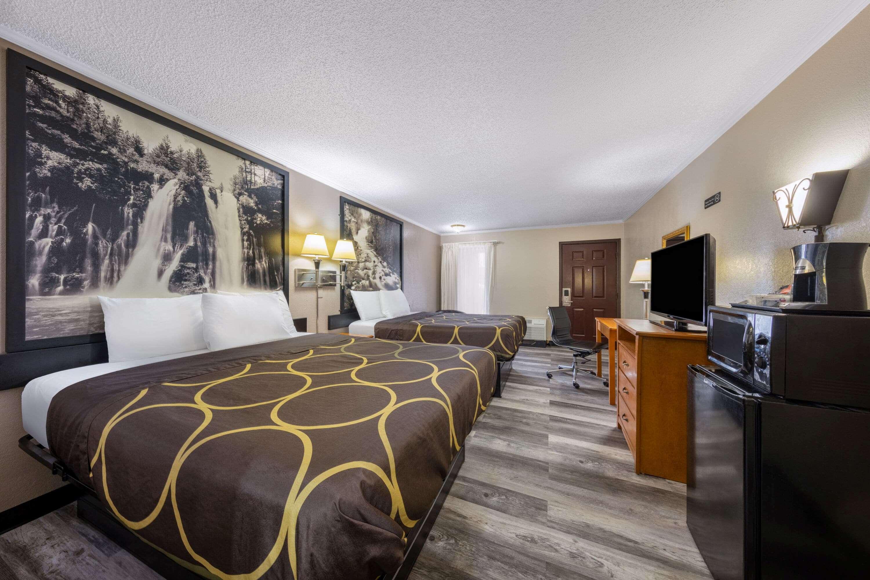 Super 8 By Wyndham Kansas City Airport North Exterior photo