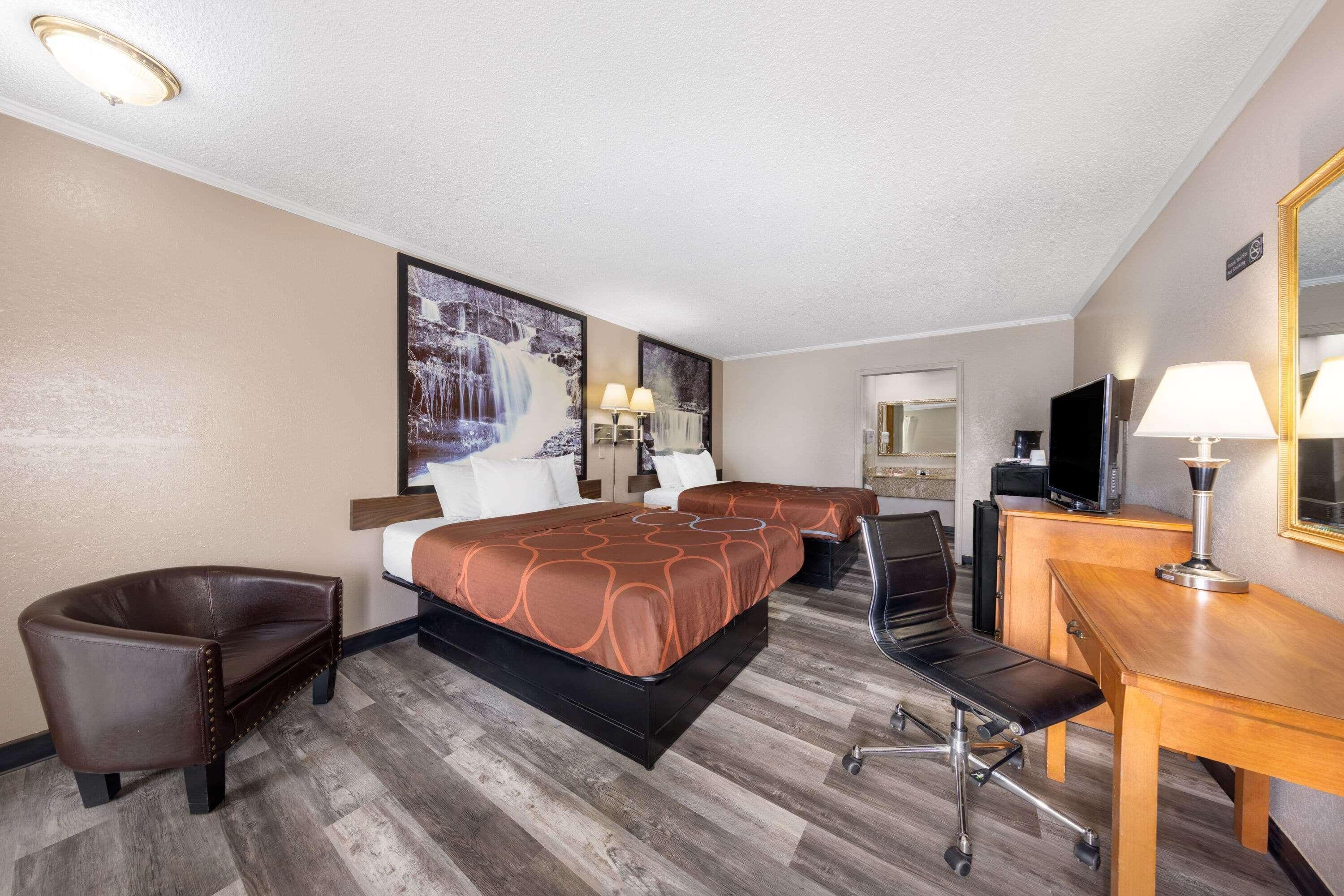 Super 8 By Wyndham Kansas City Airport North Exterior photo